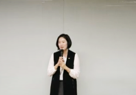 [11/10] EBA 정종아 - 플랫폼 비지니스와 뉴스킨